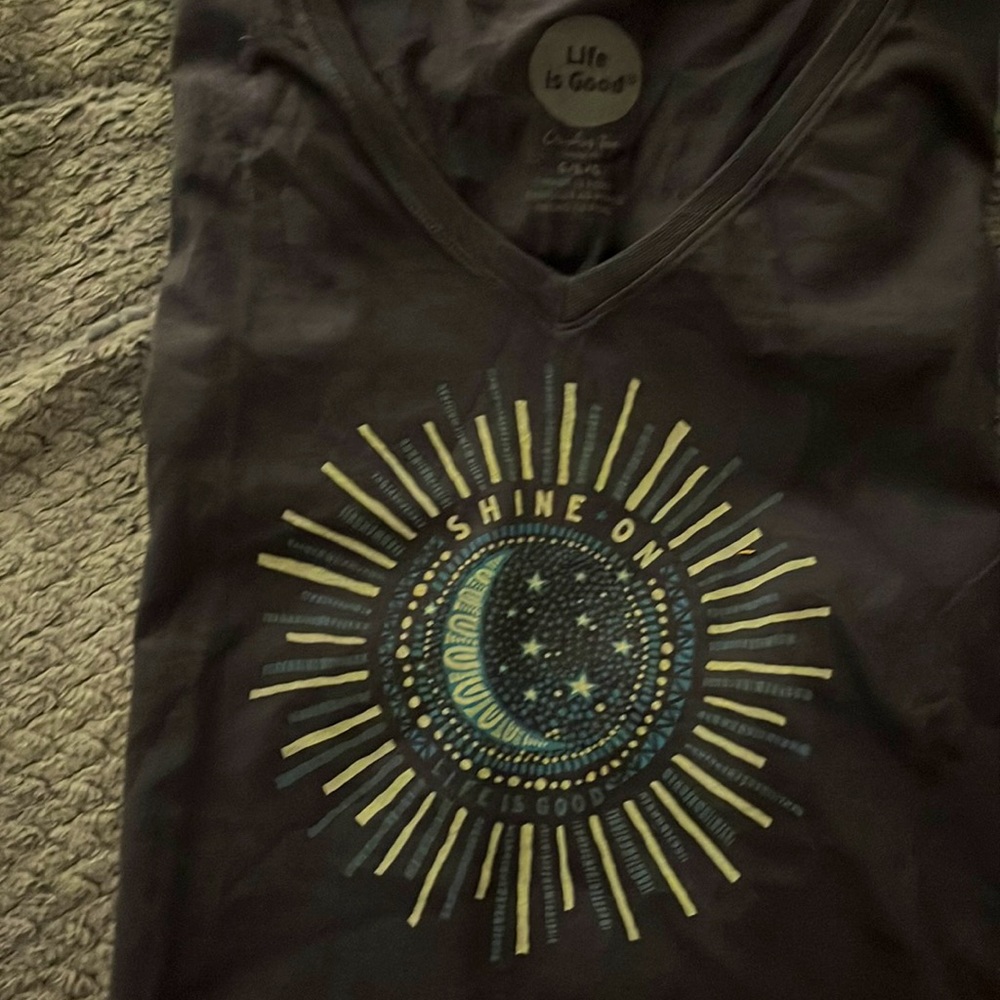 Life is good crusher tee. Womens-L